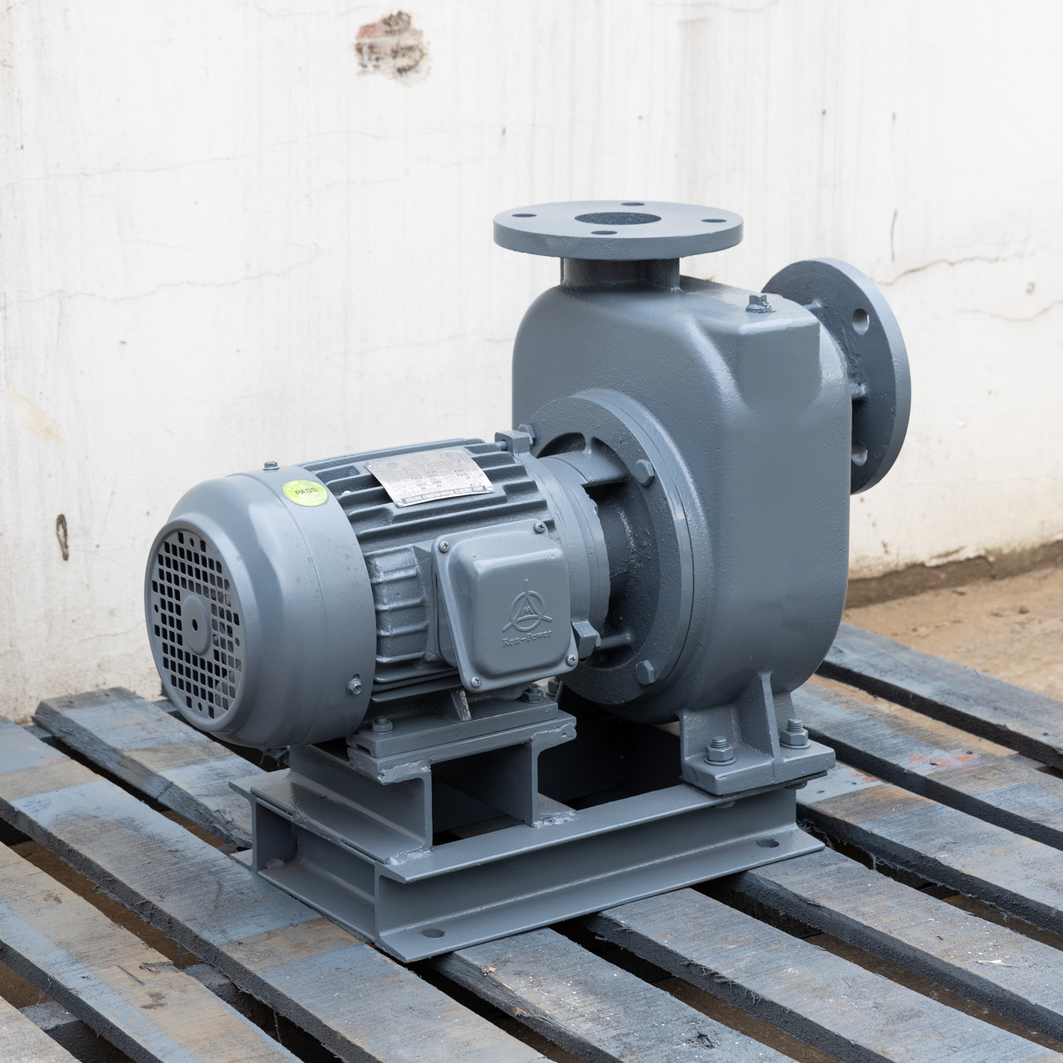 SelfPriming Centrifugal Pump Esigned for Liquids with Relatively Low